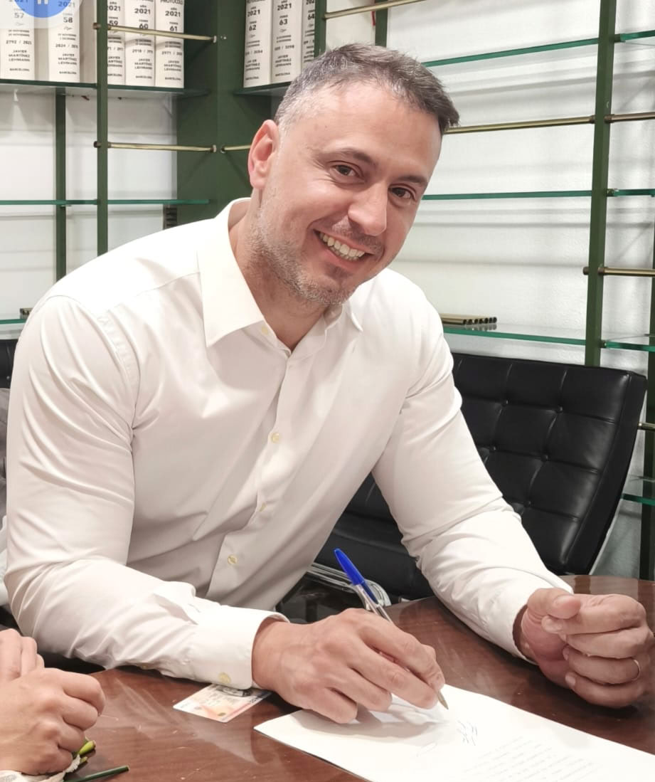 Co-Founder Operations